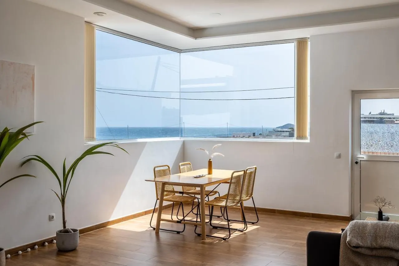 Villa Arizona - 3-Bedroom House By The Sea El Medano  Spain
