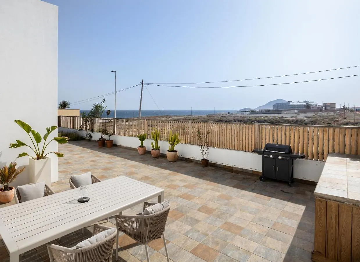 Villa Arizona - 3-Bedroom House By The Sea El Medano   El Medano (Tenerife)