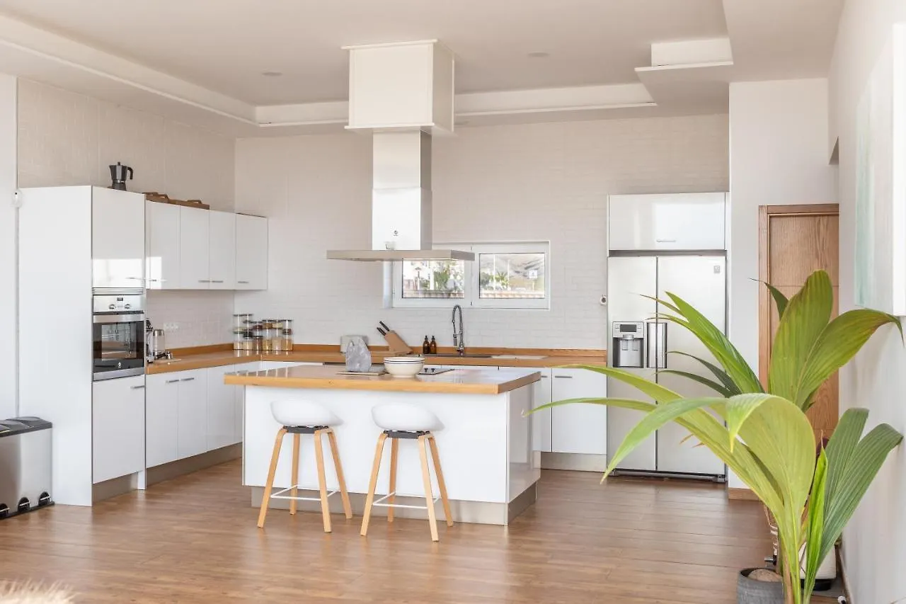Villa Arizona - 3-Bedroom House By The Sea El Medano  0*, El Medano (Tenerife) Spain