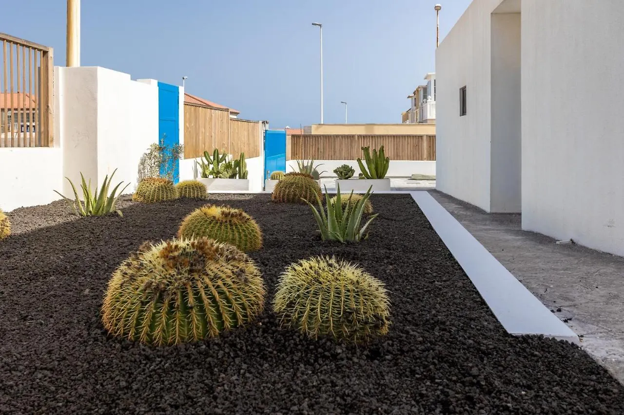Villa Arizona - 3-Bedroom House By The Sea El Medano  El Medano (Tenerife)